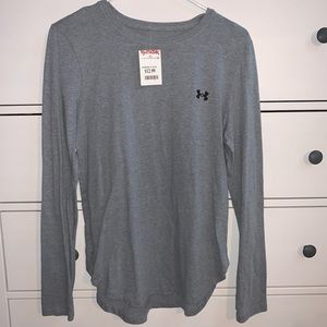 Under Armour Women’s Gray Long Sleeve Tee Medium